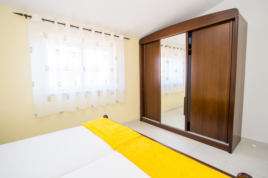 Apartmani Pavo Vodice Zewnętrze zdjęcie